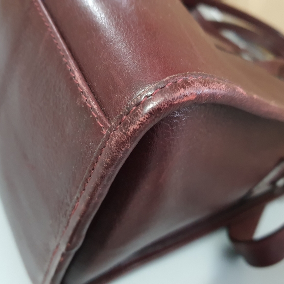 Lotuff Leather Handbag - Picture 5 of 7